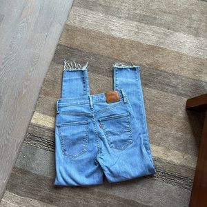 Levi’s Mile High Super Skinny